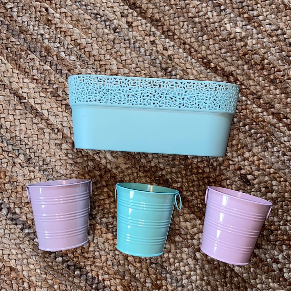 Organizing containers